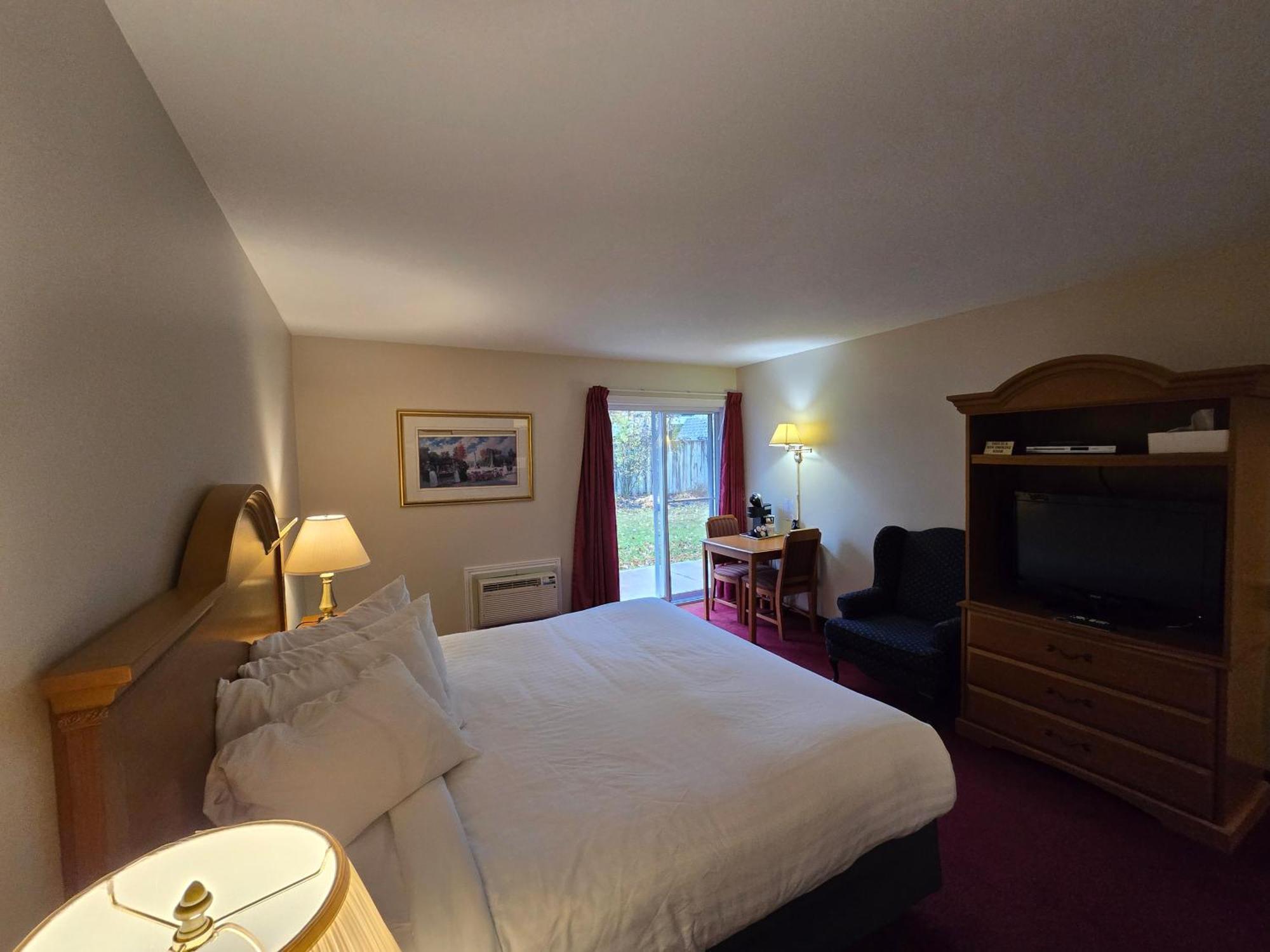 Travelodge By Wyndham Port Elgin Exteriör bild
